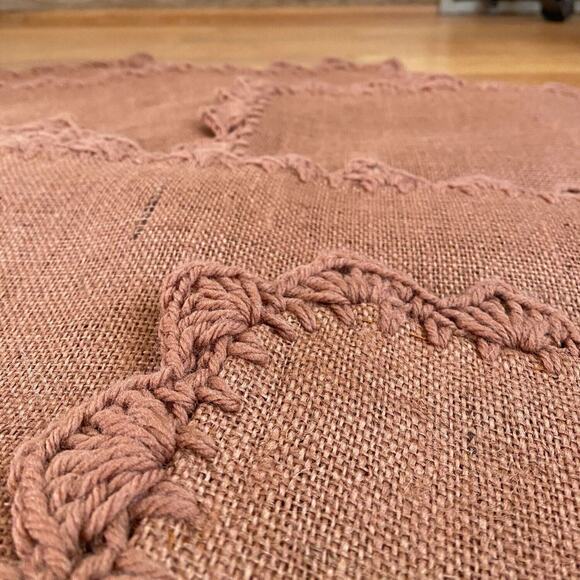 Vintage Set of 6 Brown Placemats Burlap Scalloped Crochet Border Edge Rectangle - Picture 2 of 4